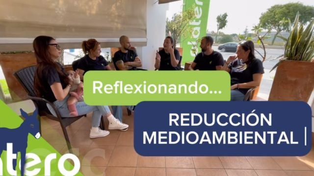 2/5 Reflexionando…
¿Crees que la reducción medioambiental de contaminación depende principalmente de los coches de combustión?

#contaminacion #contaminacionambiental #coches #cochescombustibles #gasolinera #surtidor #equipo